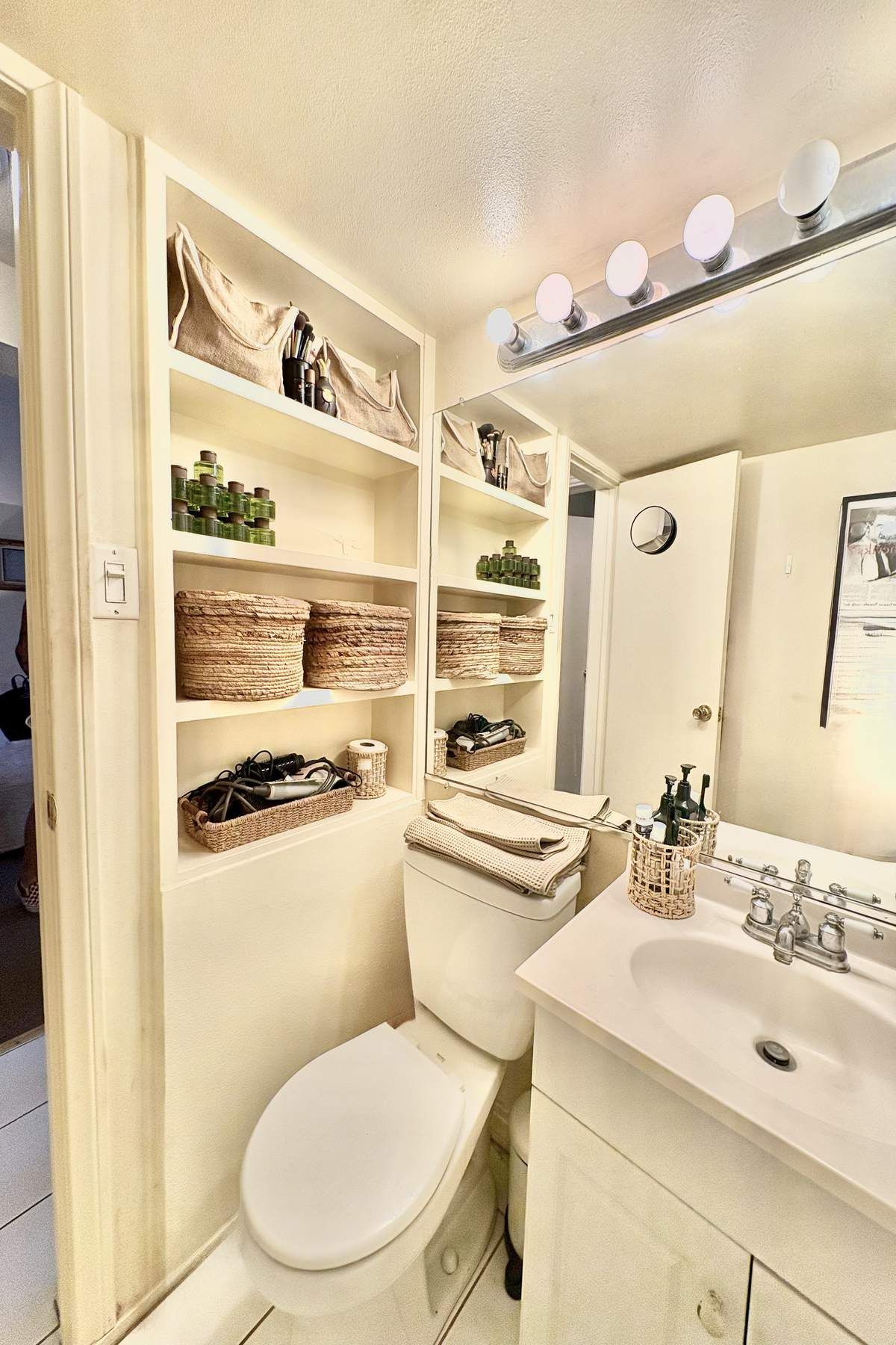  6041 Cleon Avenue - 物件實景