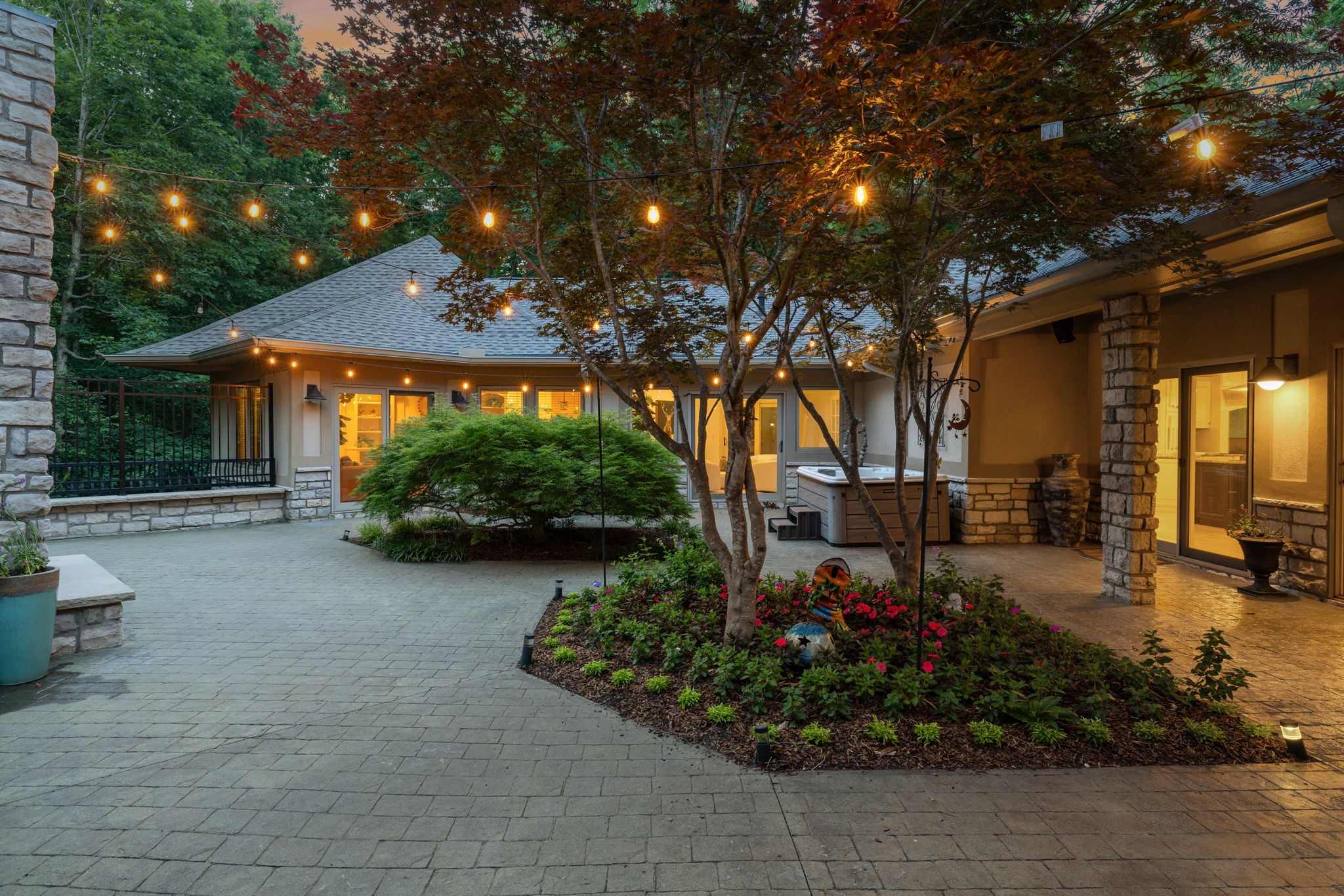  1003 Champion Hills Dr, Kingston Springs, TN, 37082 - 物件實景