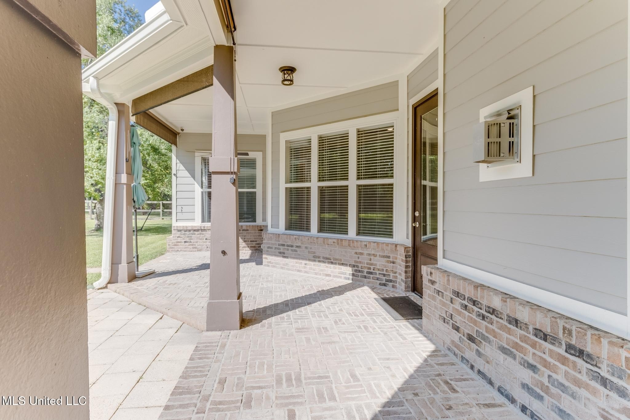 Pass Christian, Mississippi, 39571, United States, 3 Bedrooms Bedrooms, ,4 BathroomsBathrooms,Residential,For Sale,1981378