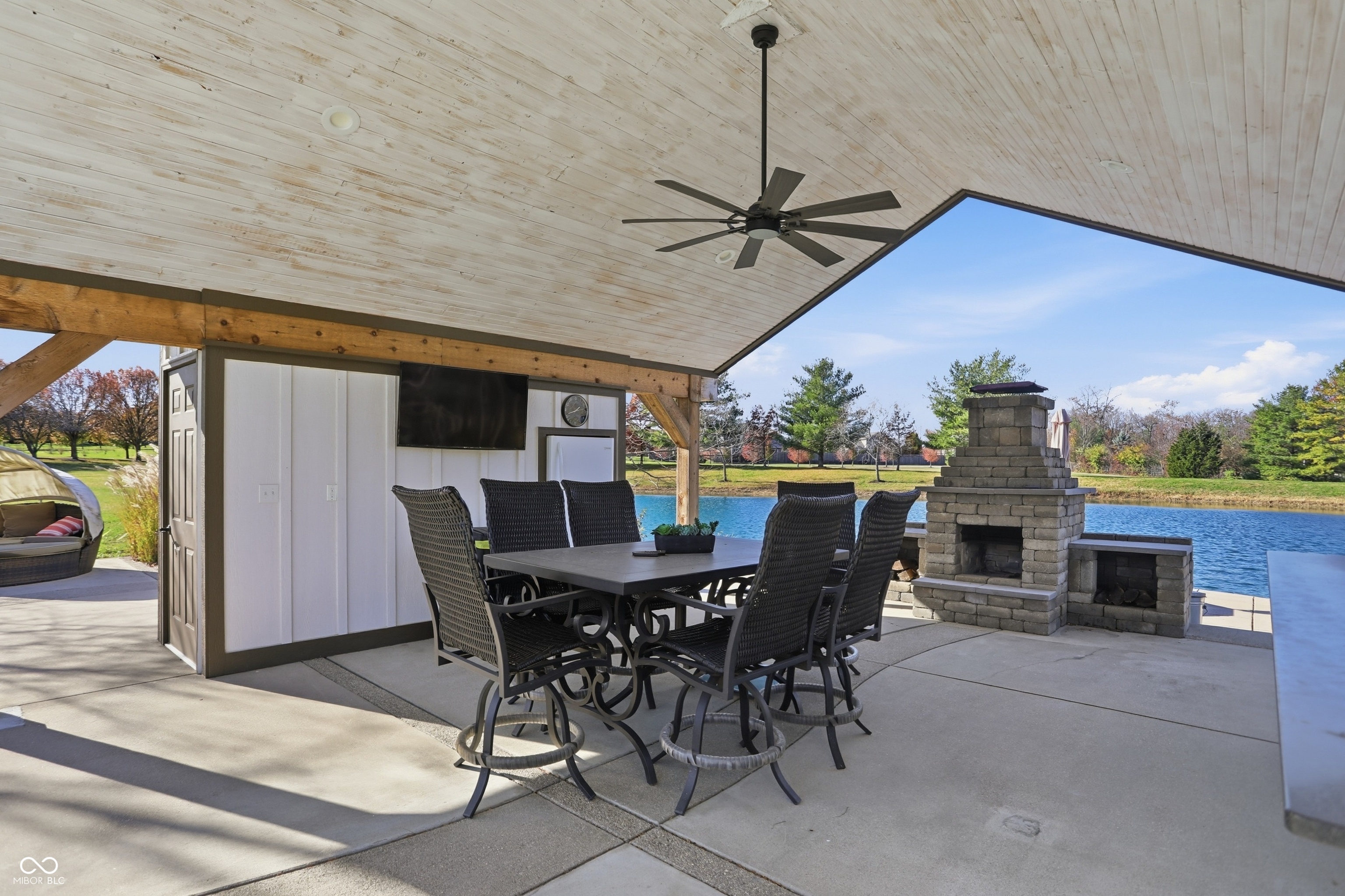 Bargersville, Indiana, 46106, United States, 5 Bedrooms Bedrooms, ,6 BathroomsBathrooms,Residential,For Sale,1992401