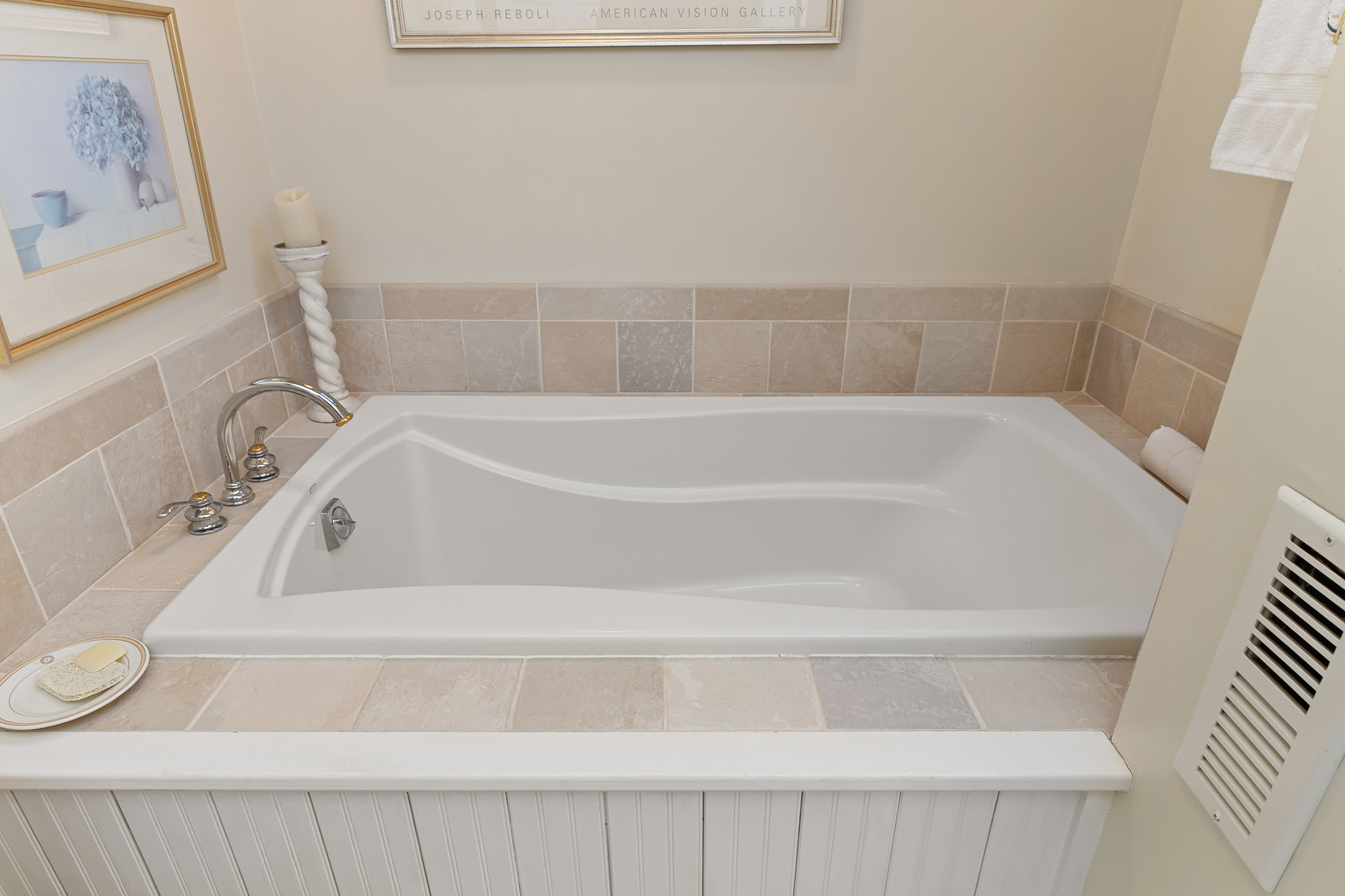  5614 Hot Springs Rd - 物件實景