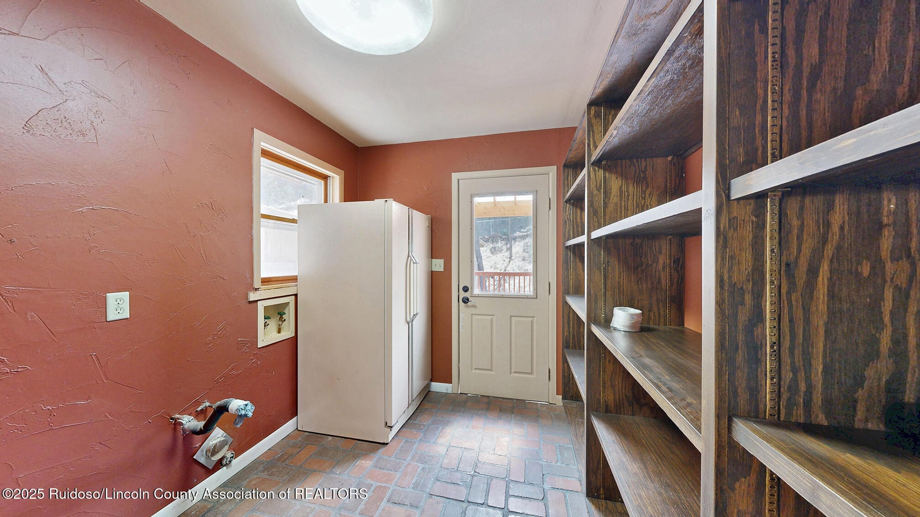 Ruidoso, New Mexico, 88345, United States, 3 Bedrooms Bedrooms, ,3 BathroomsBathrooms,Residential,For Sale,1826738