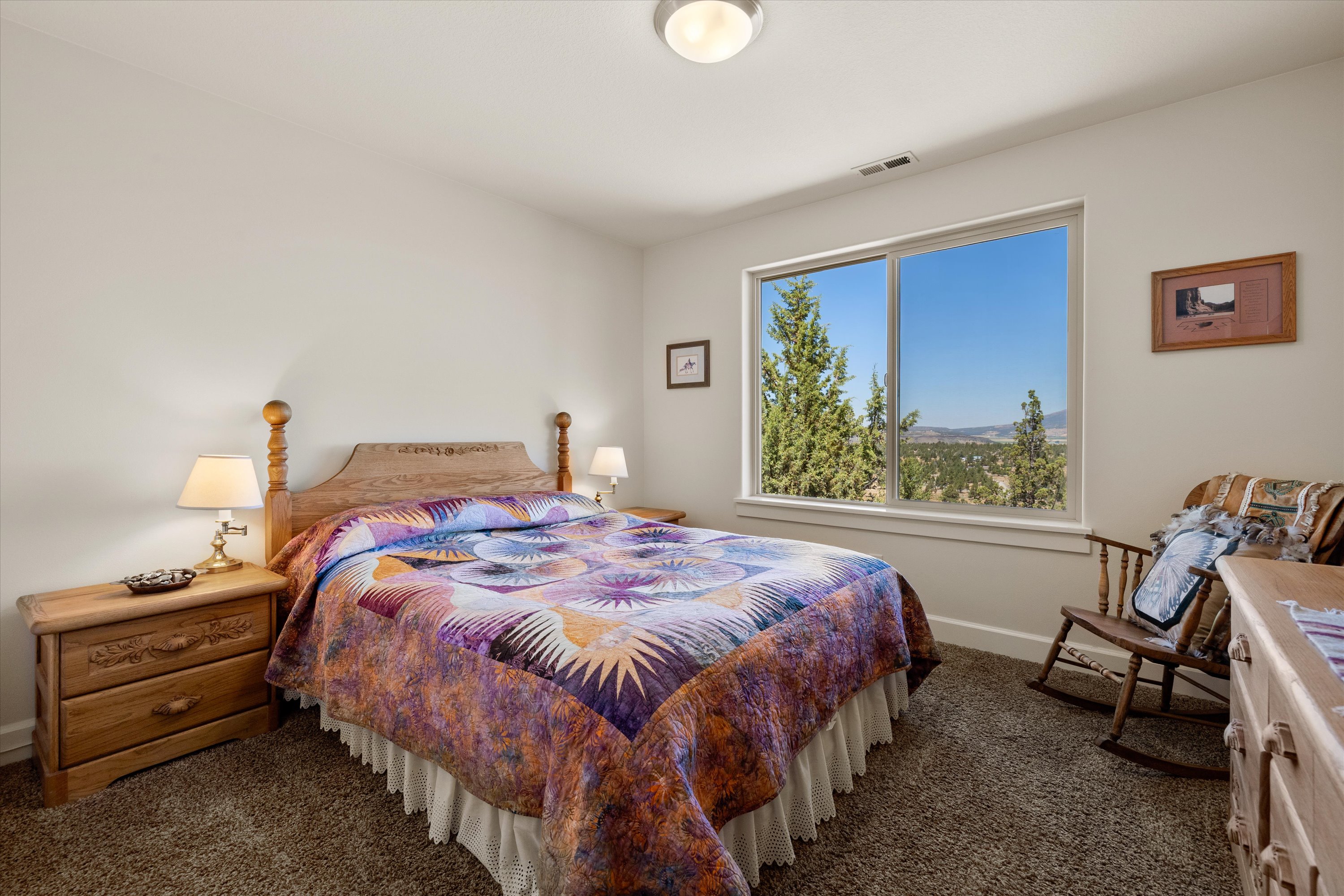 Prineville, Oregon, 97754, United States, 3 Bedrooms Bedrooms, ,2 BathroomsBathrooms,Residential,For Sale,1903367