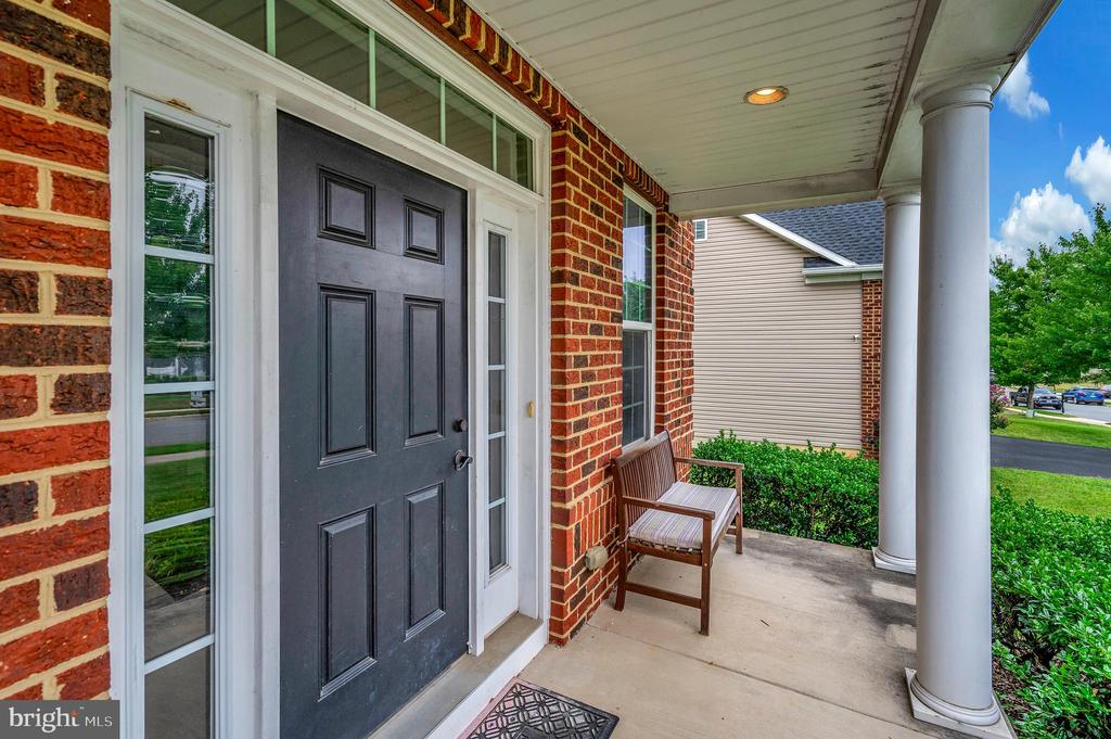 Woodbridge, Virginia, 22193, United States, 6 Bedrooms Bedrooms, ,6 BathroomsBathrooms,Residential,For Sale,1919107