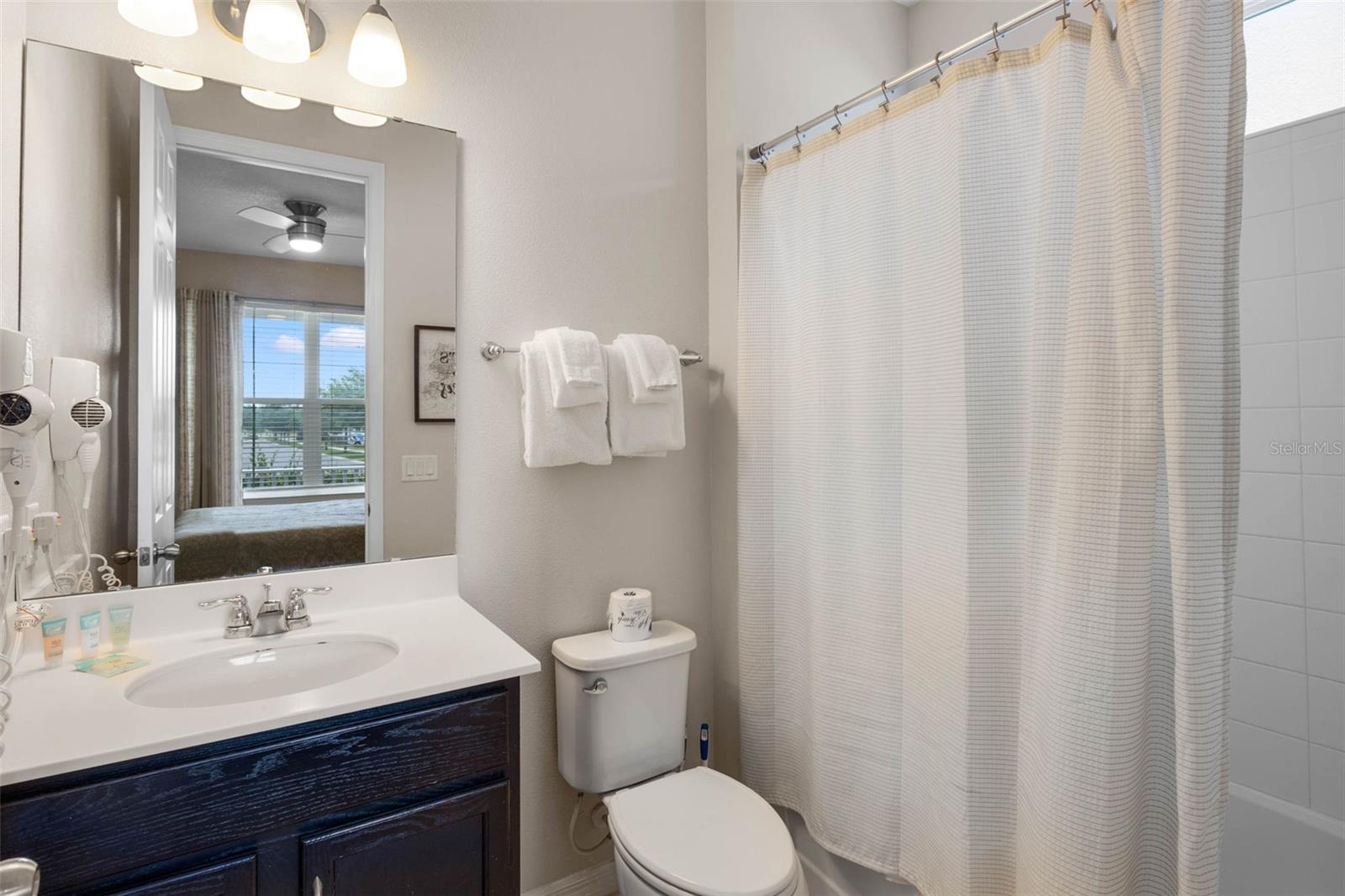 KISSIMMEE, Florida, 34747, United States, 7 Bedrooms Bedrooms, ,6 BathroomsBathrooms,Residential,For Sale,1938279