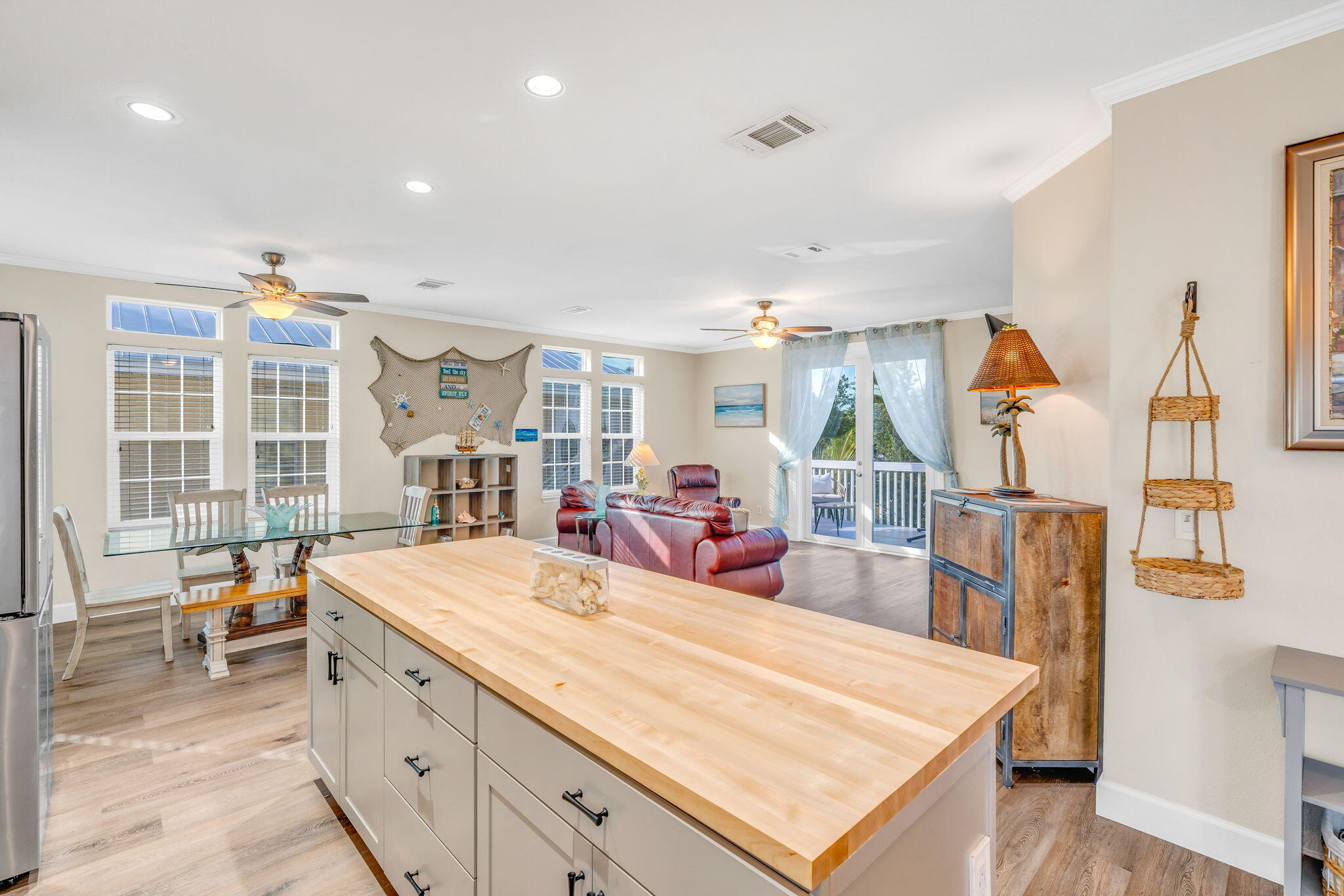 Big Pine, Florida, 33043, United States, 3 Bedrooms Bedrooms, ,2 BathroomsBathrooms,Residential,For Sale,1994382