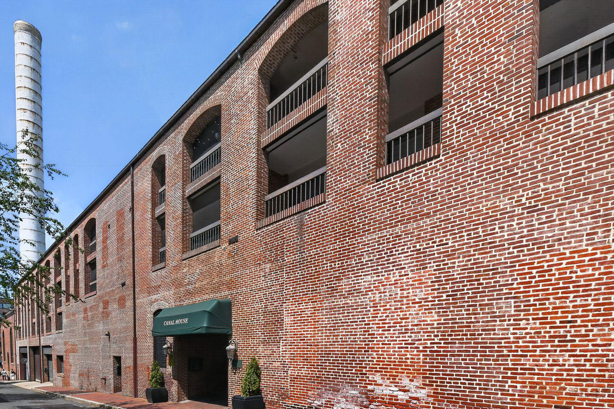  3225 Grace Street NW, Washington, DC, 20007 - 物件實景