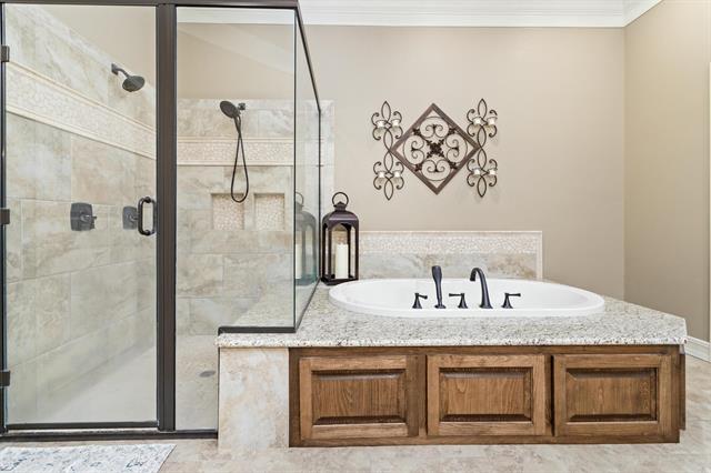 Orange, Texas, 77630, United States, 4 Bedrooms Bedrooms, ,3 BathroomsBathrooms,Residential,For Sale,1896582