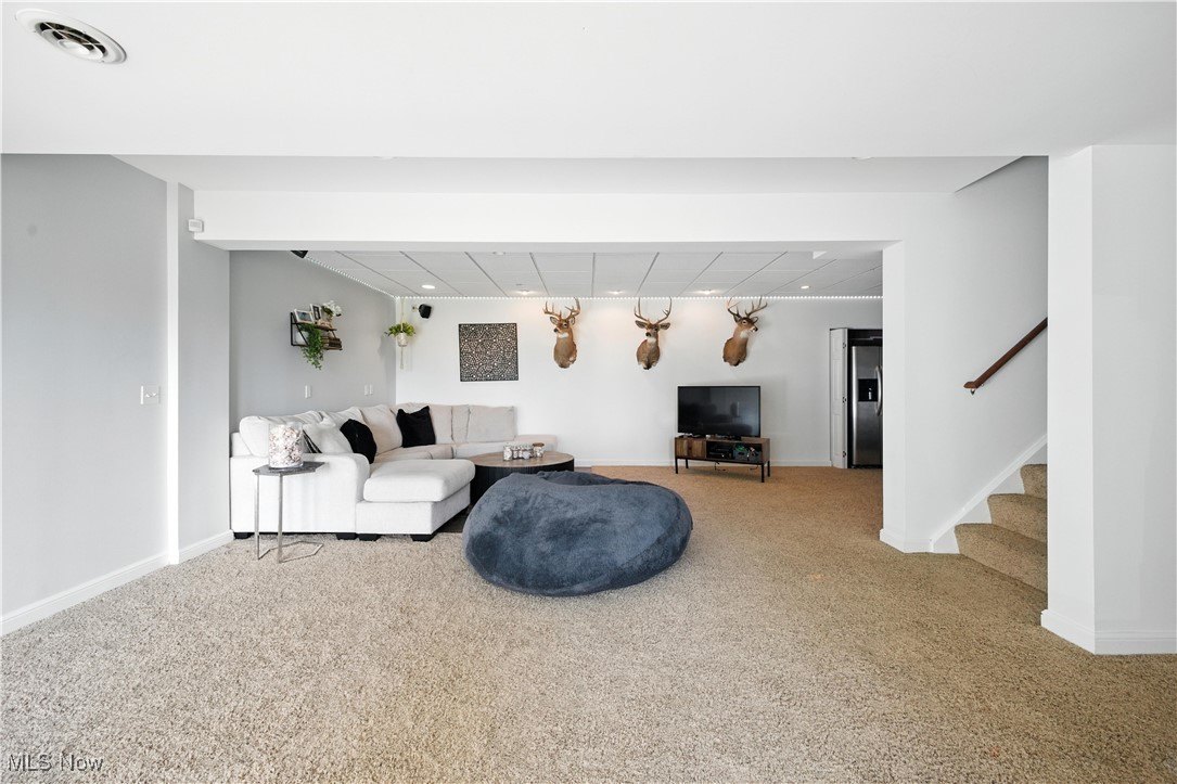 Columbiana, Ohio, 44408, United States, 4 Bedrooms Bedrooms, ,4 BathroomsBathrooms,Residential,For Sale,1977741