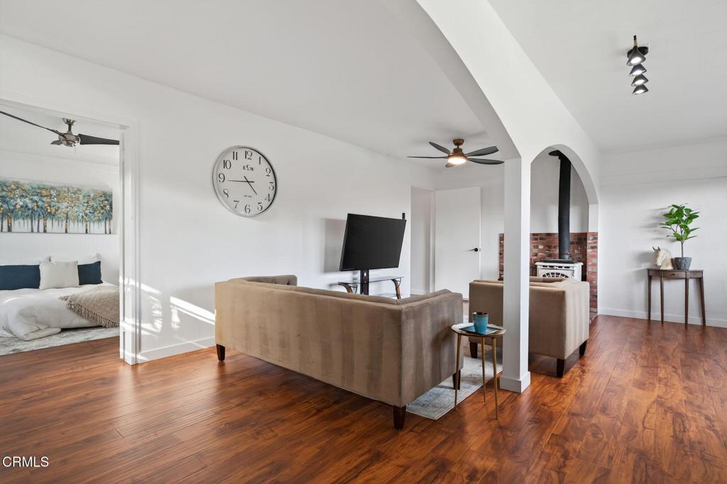 Ojai, California, 93023, United States, 4 Bedrooms Bedrooms, ,3 BathroomsBathrooms,Residential,For Sale,1989164