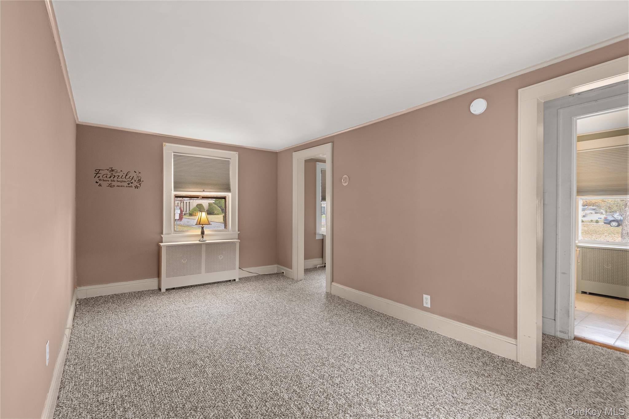 West Islip, New York, 11795, United States, 2 Bedrooms Bedrooms, ,1 BathroomBathrooms,Residential,For Sale,1994287