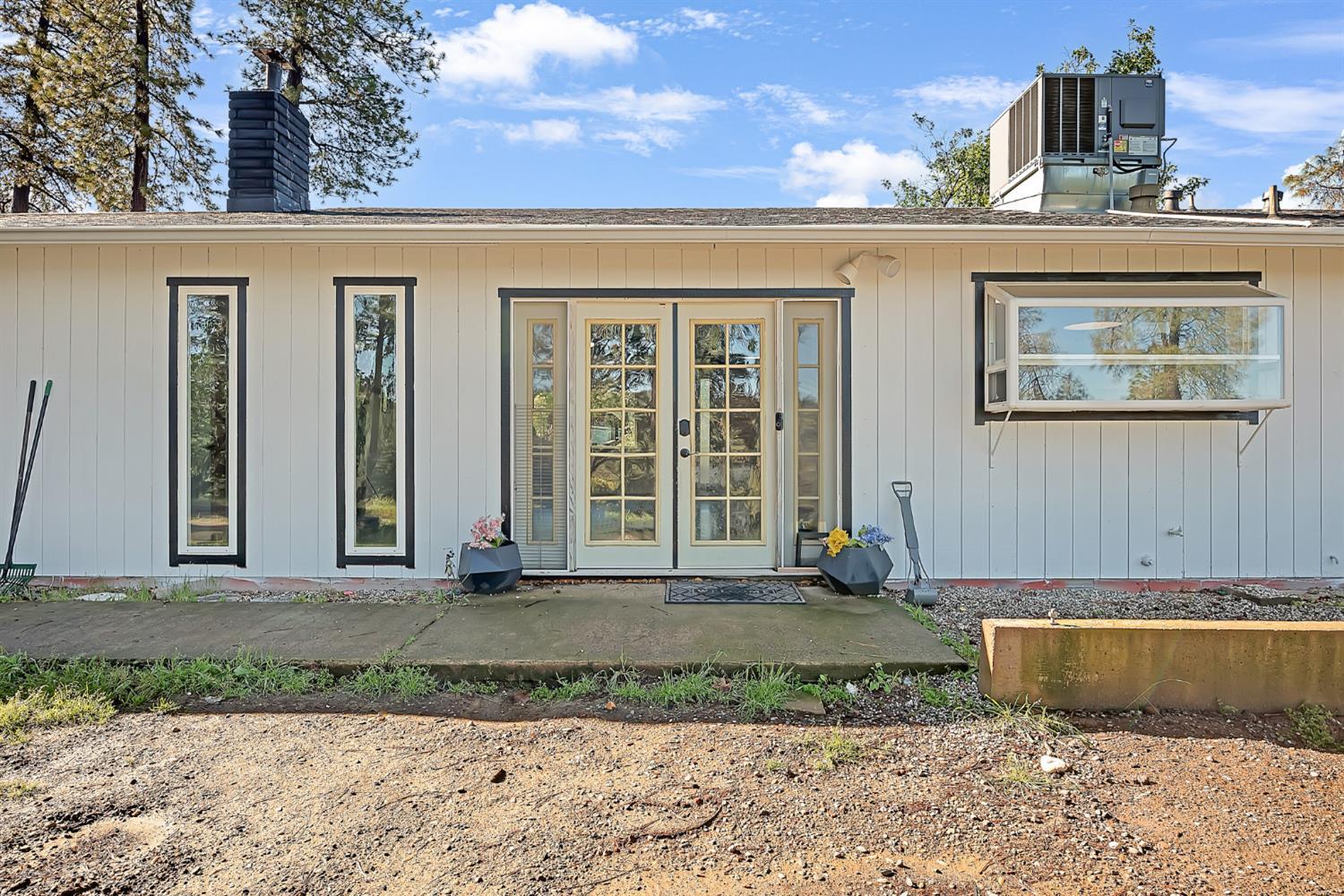 Placerville, California, 95667, United States, 3 Bedrooms Bedrooms, ,2 BathroomsBathrooms,Residential,For Sale,2037409