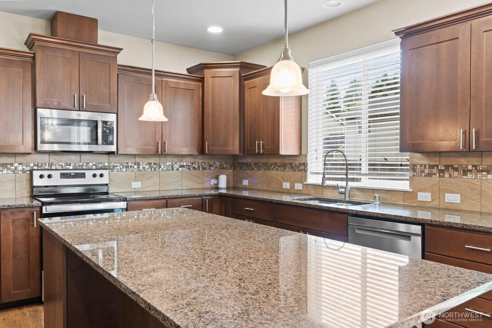 YELM, Washington, 98597, United States, 4 Bedrooms Bedrooms, ,3 BathroomsBathrooms,Residential,For Sale,1722158