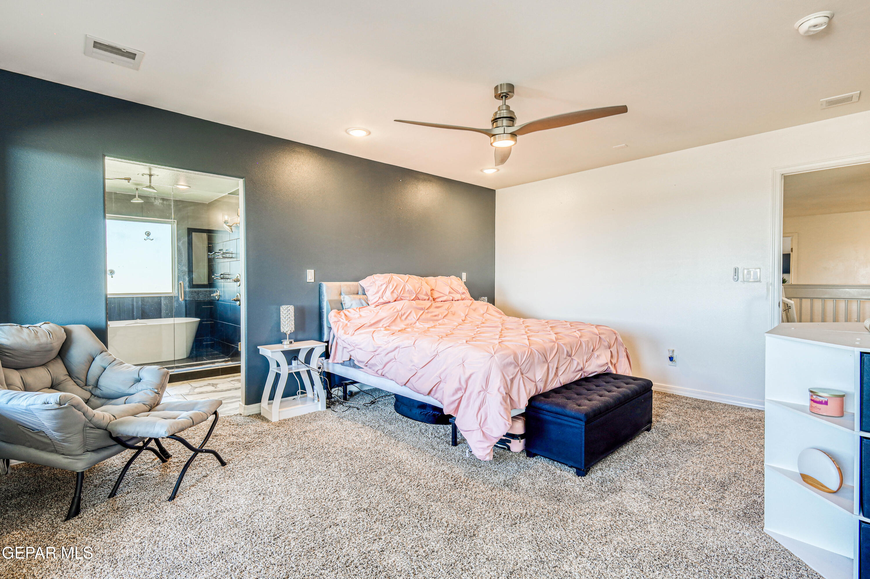 El Paso, Texas, 79911, United States, 5 Bedrooms Bedrooms, ,4 BathroomsBathrooms,Residential,For Sale,1969245