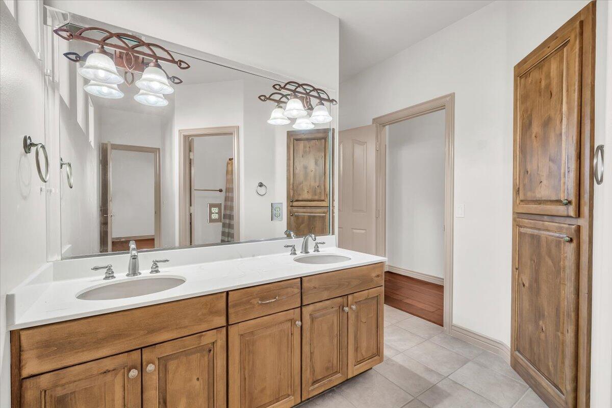 Washington, Utah, 84780, United States, 3 Bedrooms Bedrooms, ,2 BathroomsBathrooms,Residential,For Sale,1975260