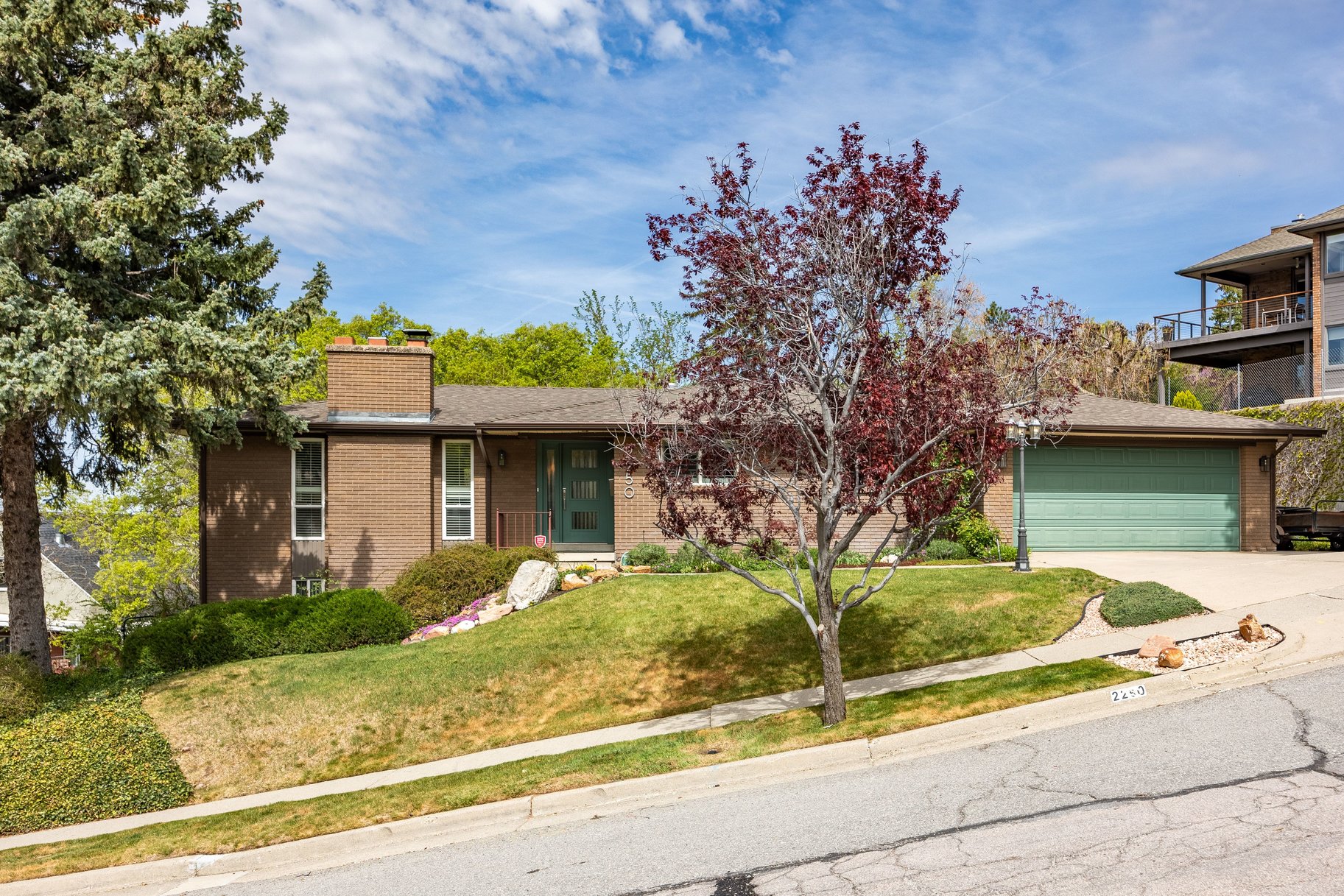  Stunning Remodeled Rambler - 物件實景