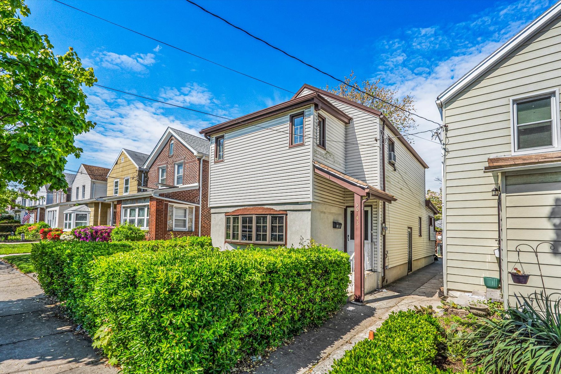  90-43 70th Drive, Forest Hills, NY, 11375 - 物件實景