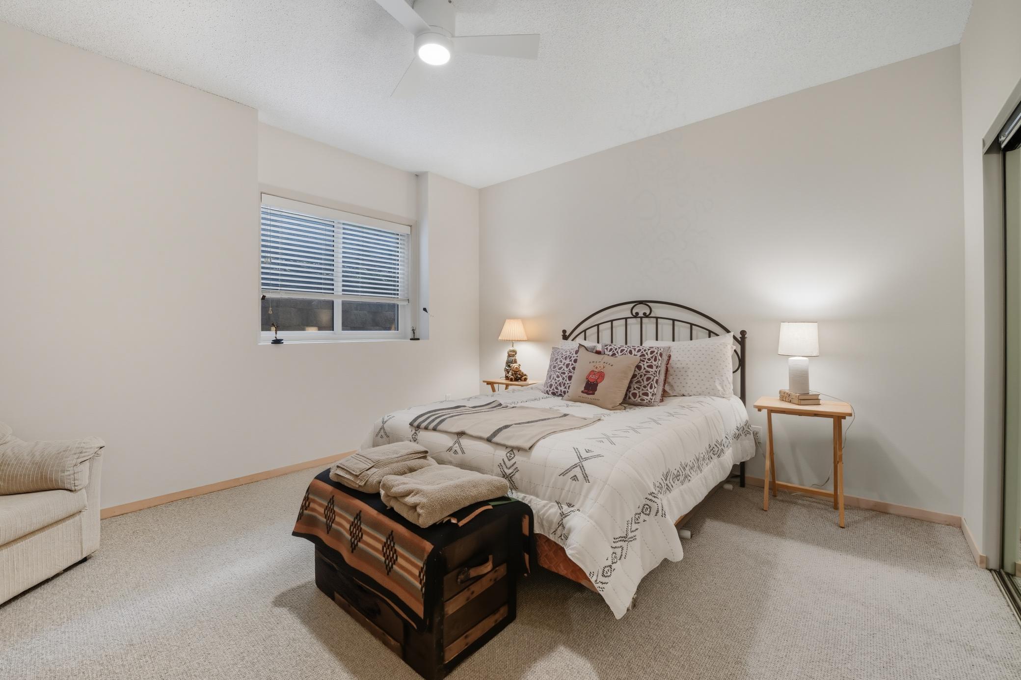 Shorewood, Minnesota, 55331, United States, 2 Bedrooms Bedrooms, ,3 BathroomsBathrooms,Residential,For Sale,1956041