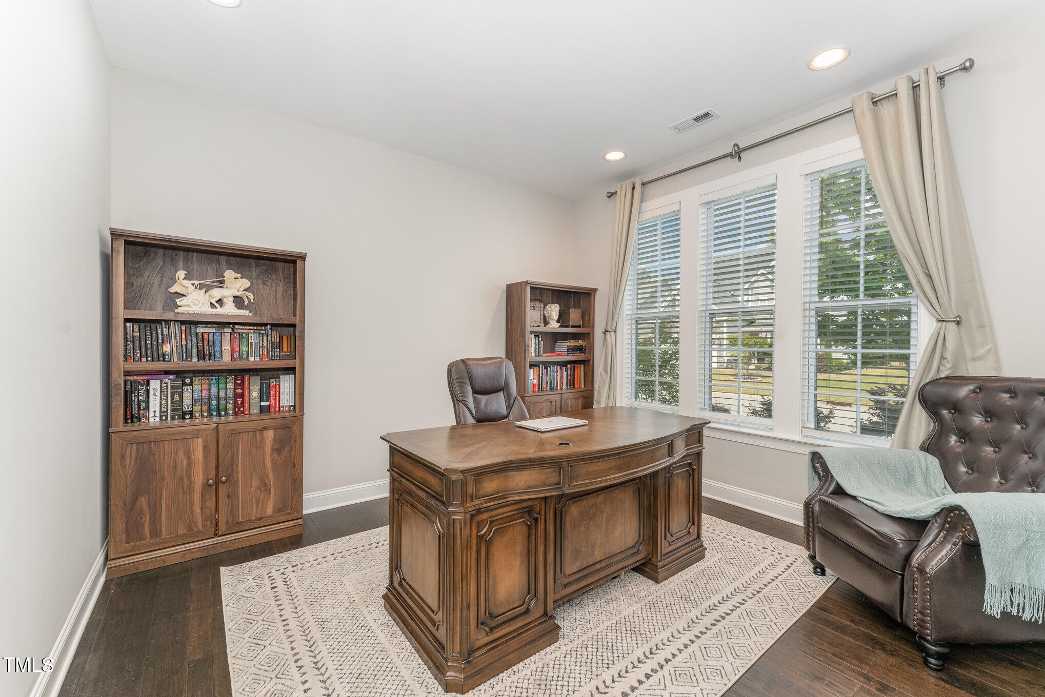 Fuquay Varina, North Carolina, 27526, United States, 5 Bedrooms Bedrooms, ,4 BathroomsBathrooms,Residential,For Sale,1792772