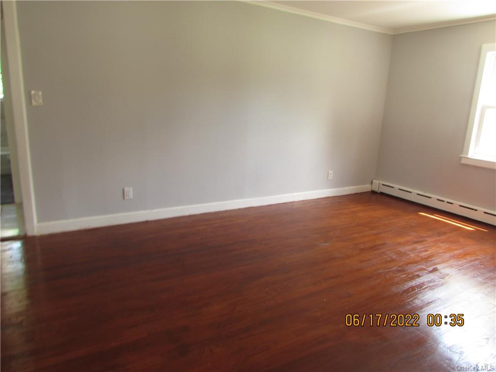 New Rochelle, New York, 10801, United States, 3 Bedrooms Bedrooms, ,1 BathroomBathrooms,Residential,For Sale,1942775