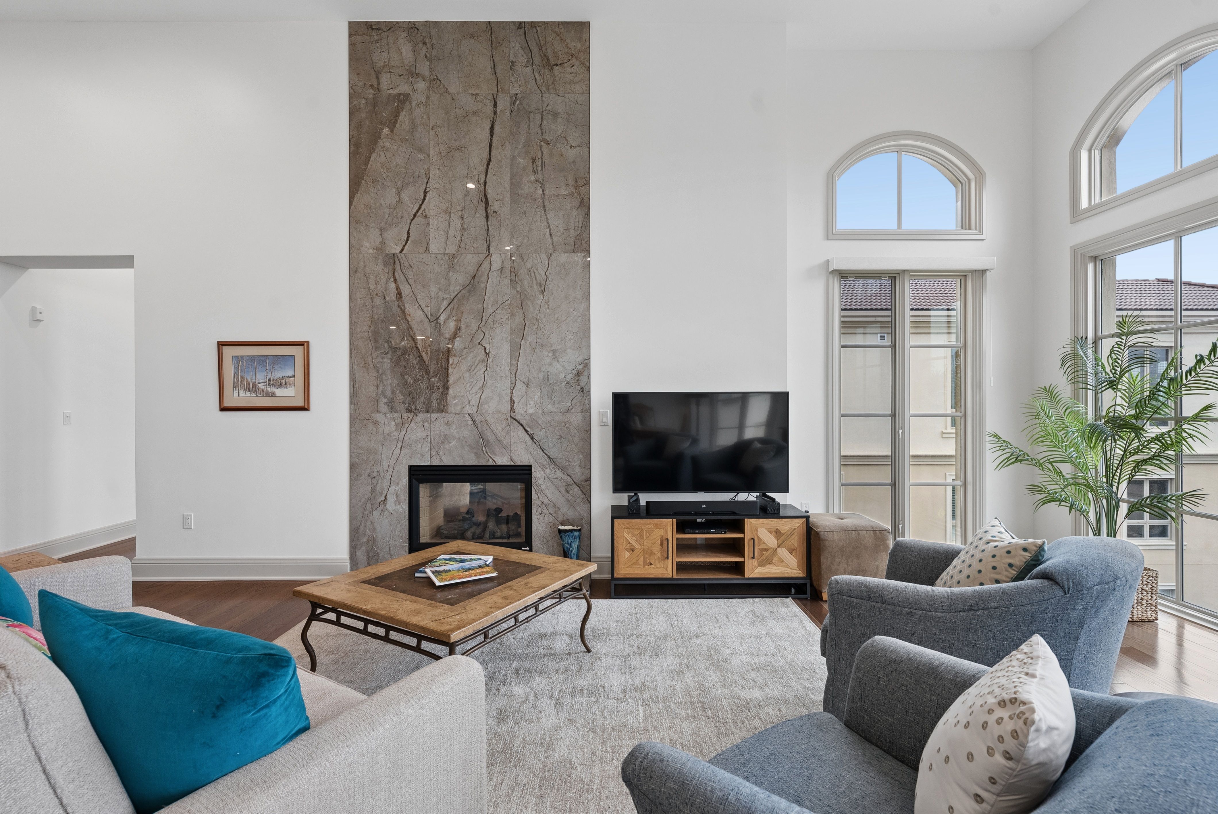  Beautifully Updated Penthouse Residence In The Heart Of Cherry Creek - 物件實景
