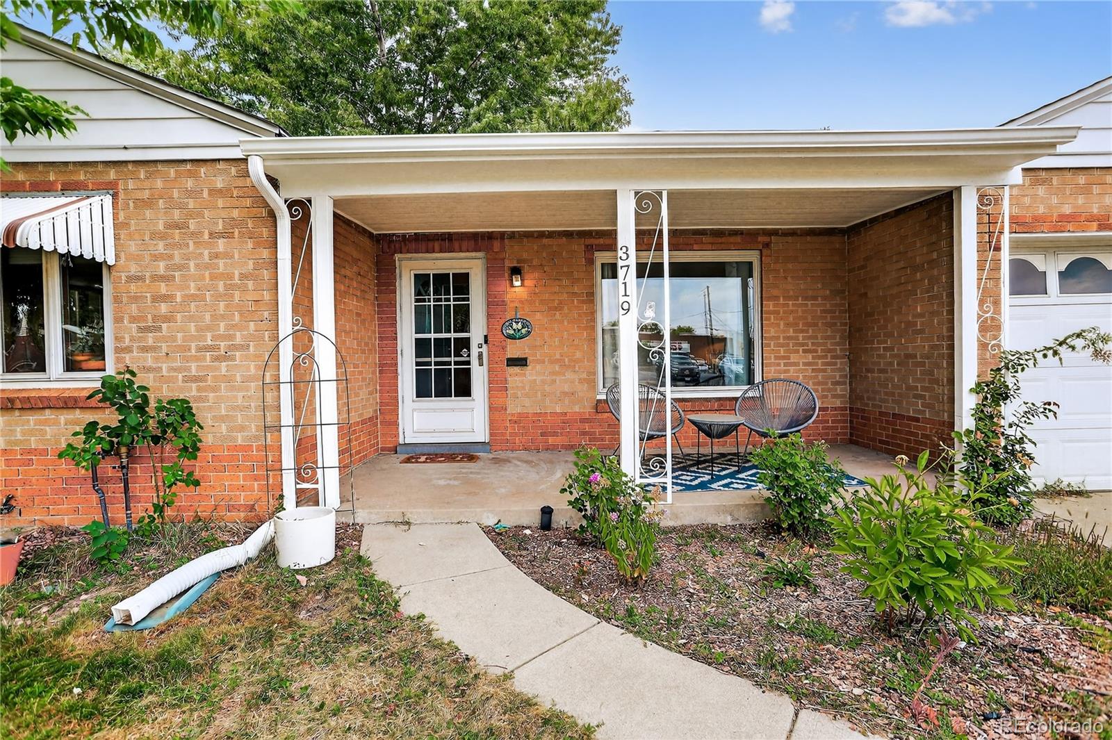 Wheat Ridge, Colorado, 80212, United States, 2 Bedrooms Bedrooms, ,1 BathroomBathrooms,Residential,For Sale,1924749