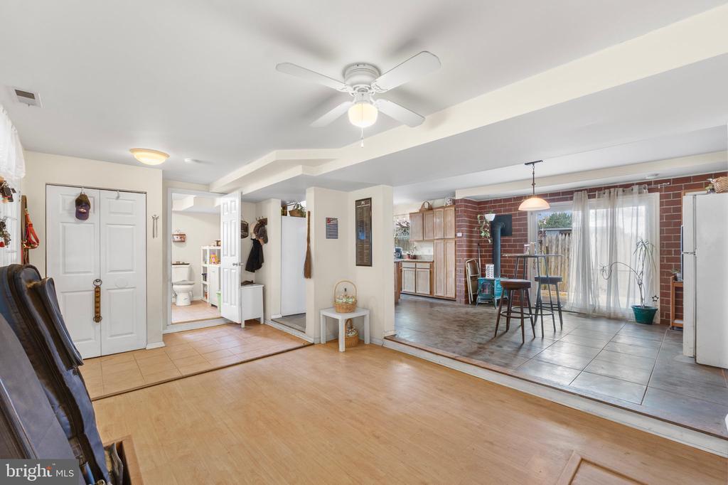 Woodbine, Maryland, 21797, United States, 4 Bedrooms Bedrooms, ,3 BathroomsBathrooms,Residential,For Sale,1921948