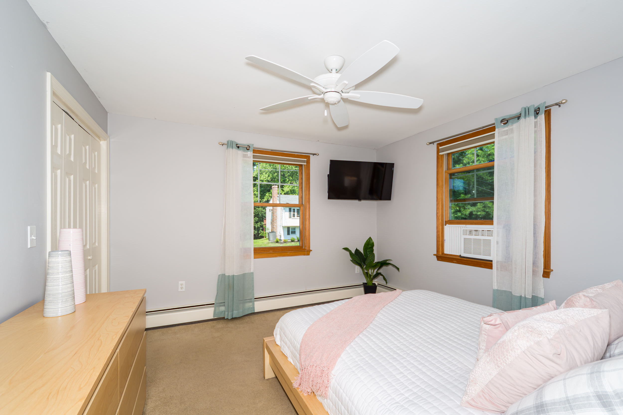  4 Colburn Street, Natick, MA, 01760 - 物件實景