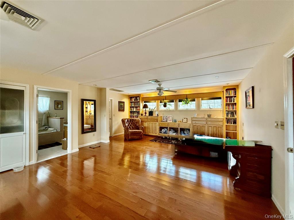 salt Point, New York, 12578, United States, 5 Bedrooms Bedrooms, ,5 BathroomsBathrooms,Residential,For Sale,2005209