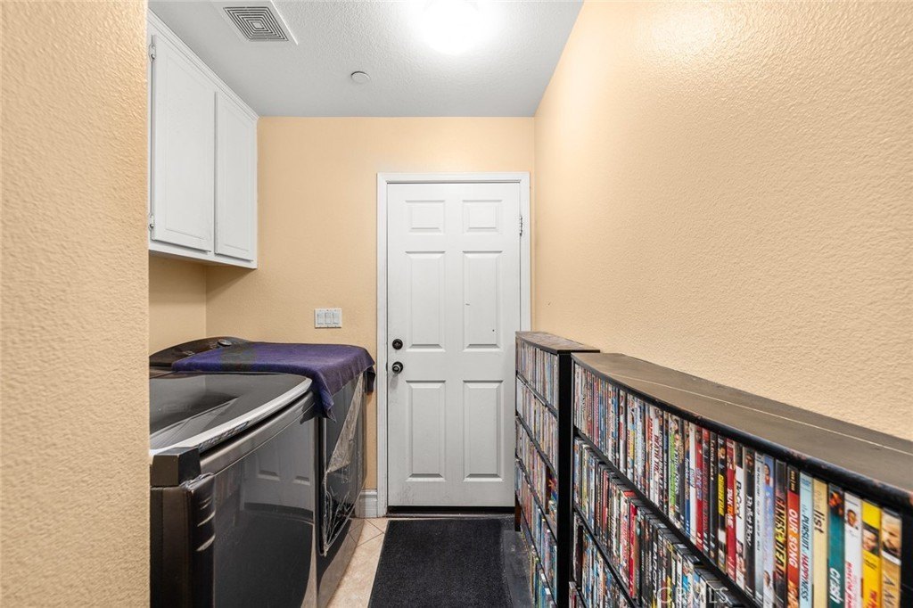 San Bernardino, California, 92407, United States, 5 Bedrooms Bedrooms, ,3 BathroomsBathrooms,Residential,For Sale,1981349