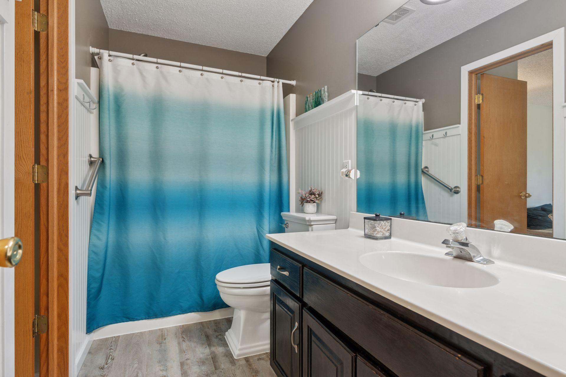 Chisago Lake Twp, Minnesota, 55073, United States, 4 Bedrooms Bedrooms, ,2 BathroomsBathrooms,Residential,For Sale,1912277