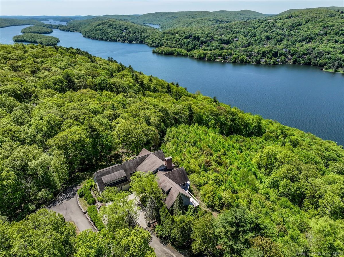 Sherman, Connecticut, 06784, United States, 6 Bedrooms Bedrooms, ,7 BathroomsBathrooms,Residential,For Sale,1828376
