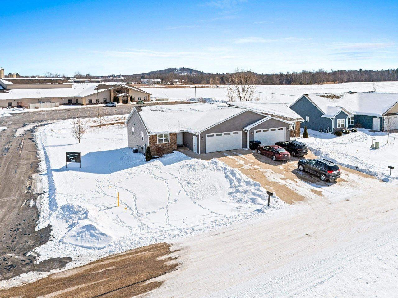 SHAWANO, Wisconsin, 54166, United States, 8 Bedrooms Bedrooms, ,4 BathroomsBathrooms,Residential,For Sale,1723701