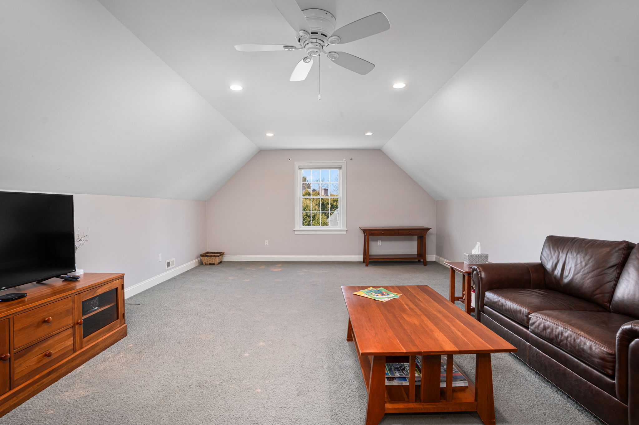  South County Hills - 物件實景