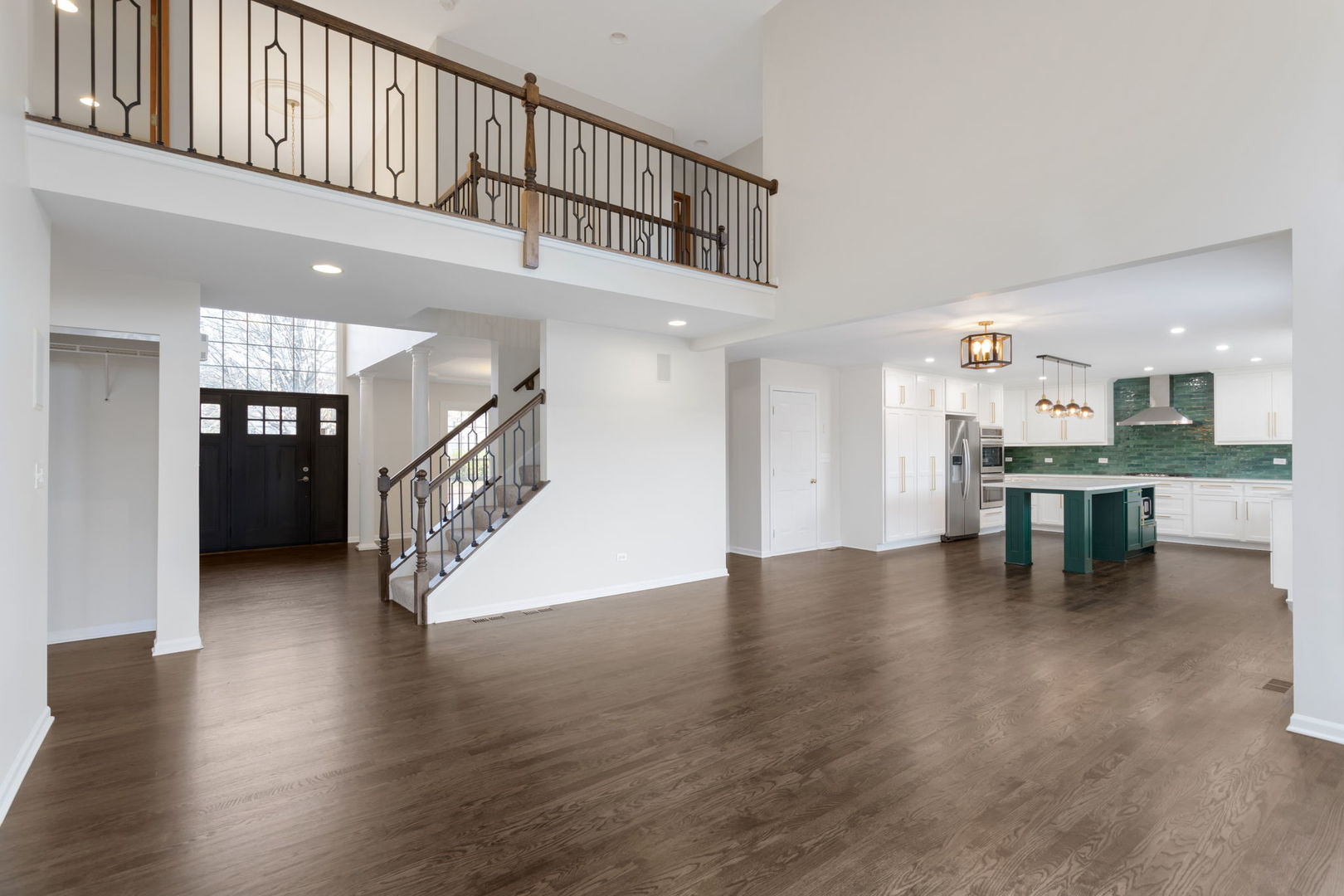 Oswego, Illinois, 60543, United States, 5 Bedrooms Bedrooms, ,4 BathroomsBathrooms,Residential,For Sale,1992870