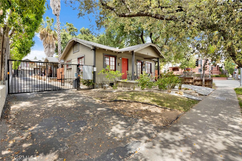 Pasadena, California, 91106, United States, ,Residential,For Sale,1895777