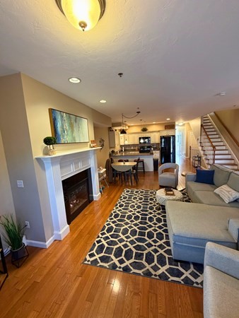 Haverhill, Massachusetts, 01835, United States, 6 Bedrooms Bedrooms, ,3 BathroomsBathrooms,Residential,For Sale,1995379