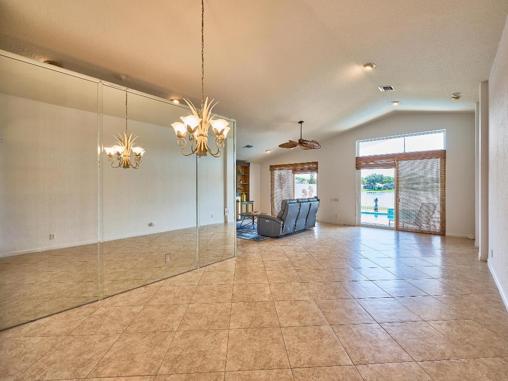 Boynton Beach, Florida, 33437, United States, 3 Bedrooms Bedrooms, ,2 BathroomsBathrooms,Residential,For Sale,1980529
