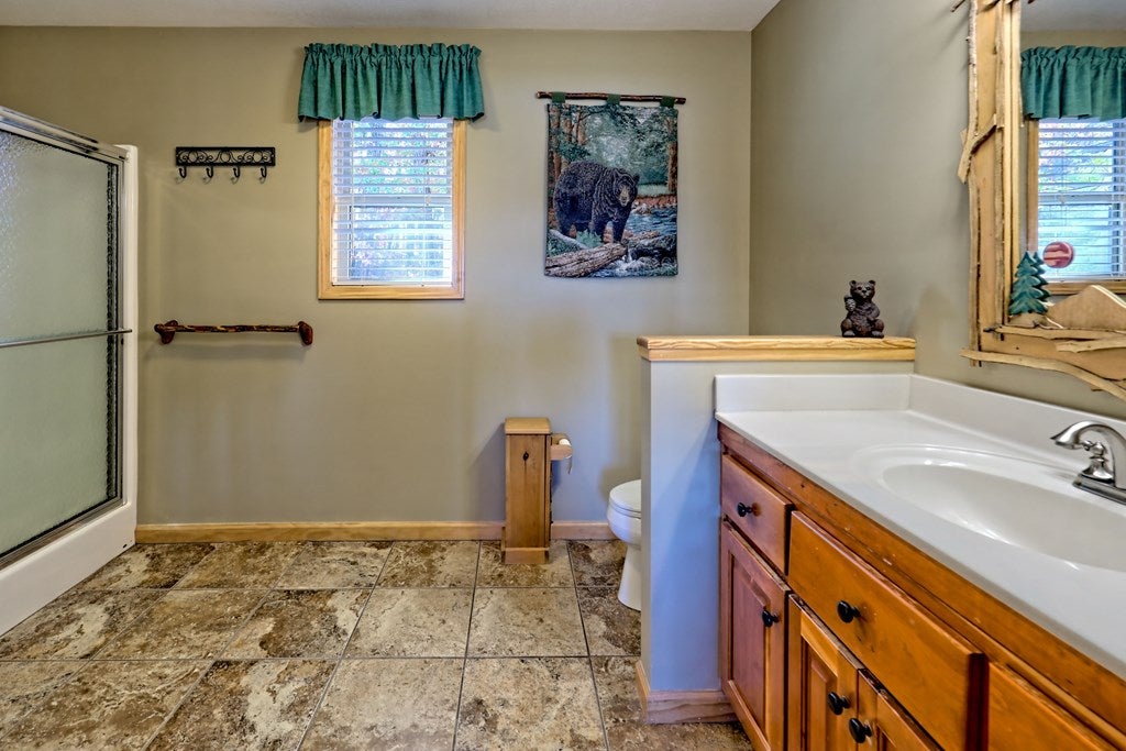 Young Harris, Georgia, 30582, United States, 4 Bedrooms Bedrooms, ,5 BathroomsBathrooms,Residential,For Sale,1987920