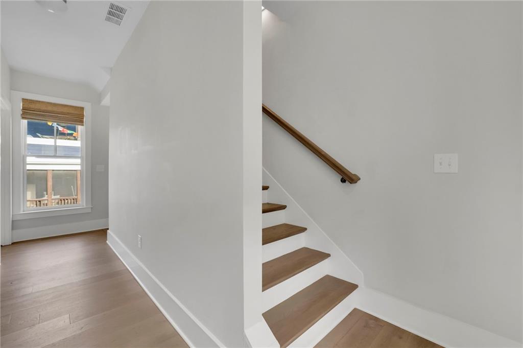 Atlanta, Georgia, 30316, United States, 2 Bedrooms Bedrooms, ,4 BathroomsBathrooms,Residential,For Sale,2007834