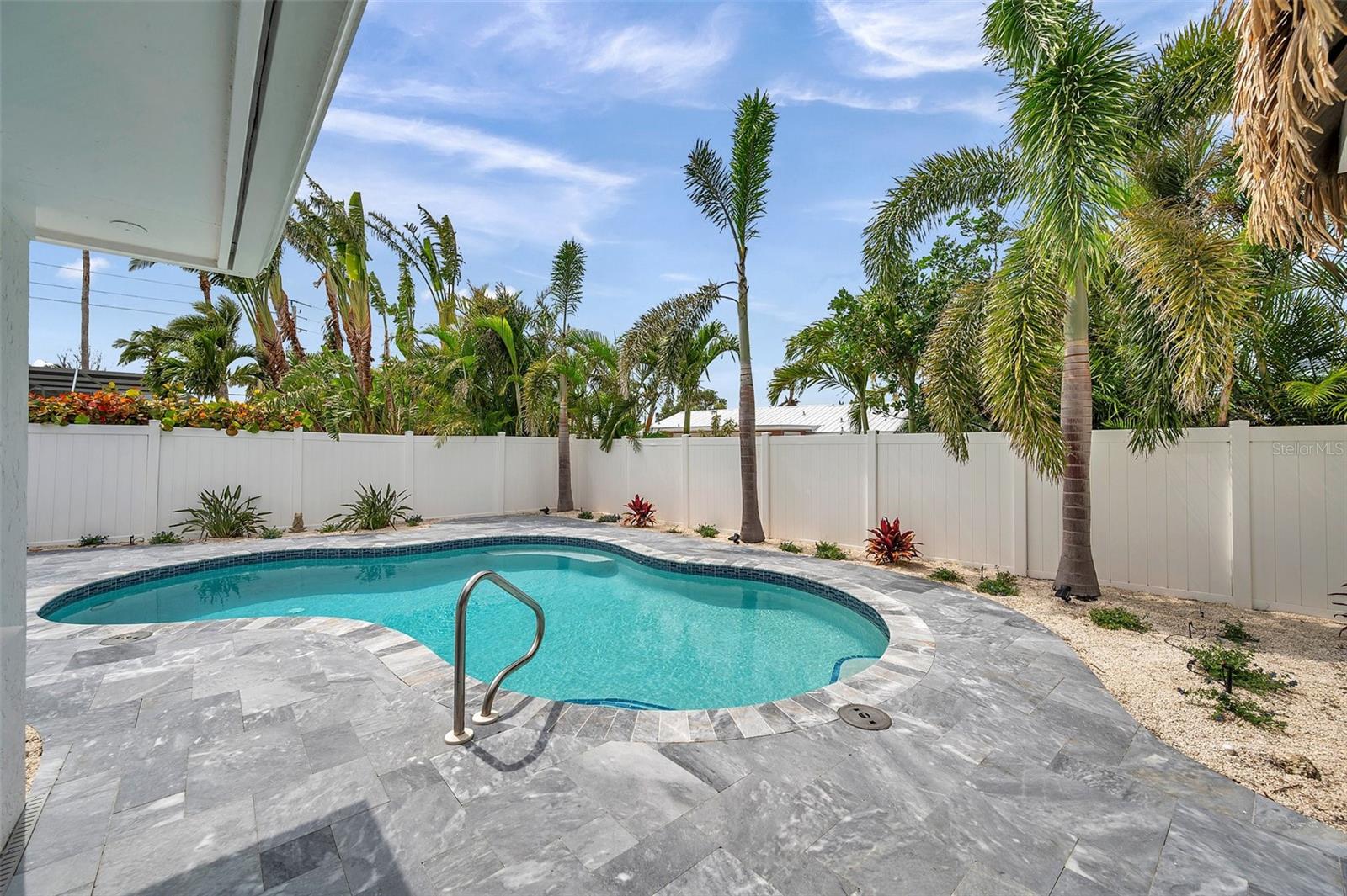 HOLMES BEACH, Florida, 34217, United States, 3 Bedrooms Bedrooms, ,2 BathroomsBathrooms,Residential,For Sale,1763244