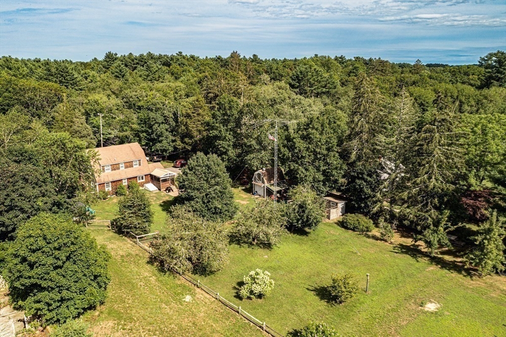 Rochester, Massachusetts, 02770, United States, 3 Bedrooms Bedrooms, ,2 BathroomsBathrooms,Residential,For Sale,1902514
