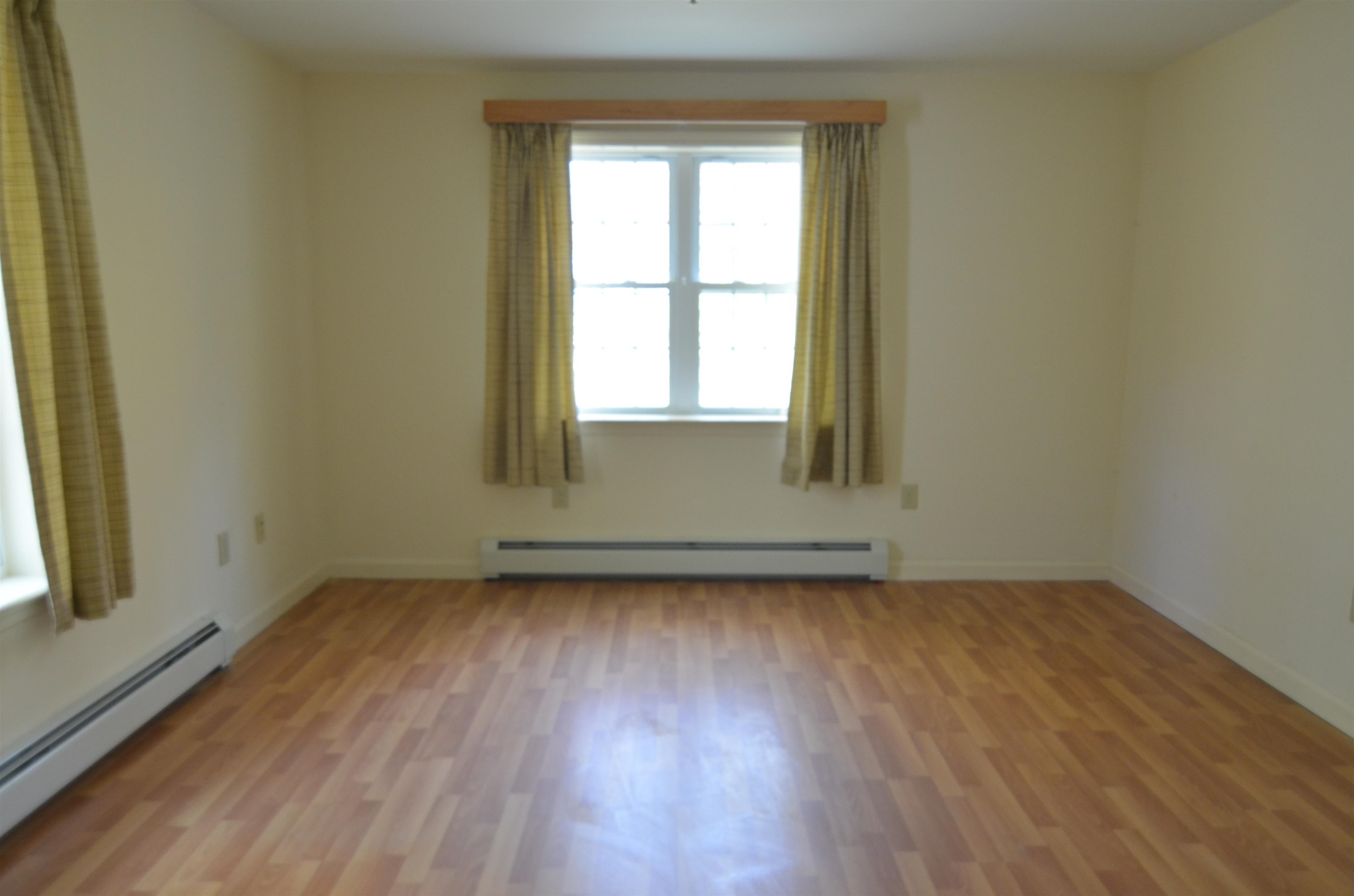 Grantham, New Hampshire, 03753, United States, 4 Bedrooms Bedrooms, ,1 BathroomBathrooms,Residential,For Sale,1992812