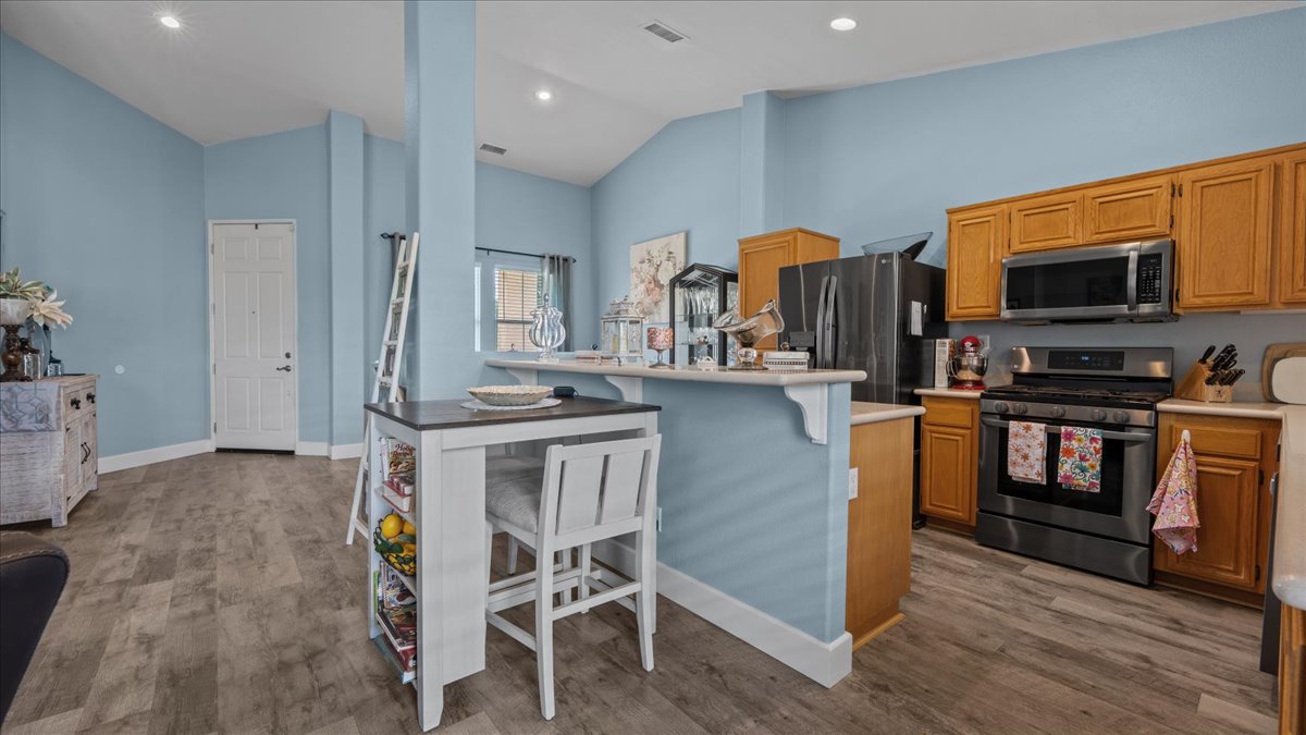 Moreno Valley, California, 92555, United States, 3 Bedrooms Bedrooms, ,2 BathroomsBathrooms,Residential,For Sale,1975408