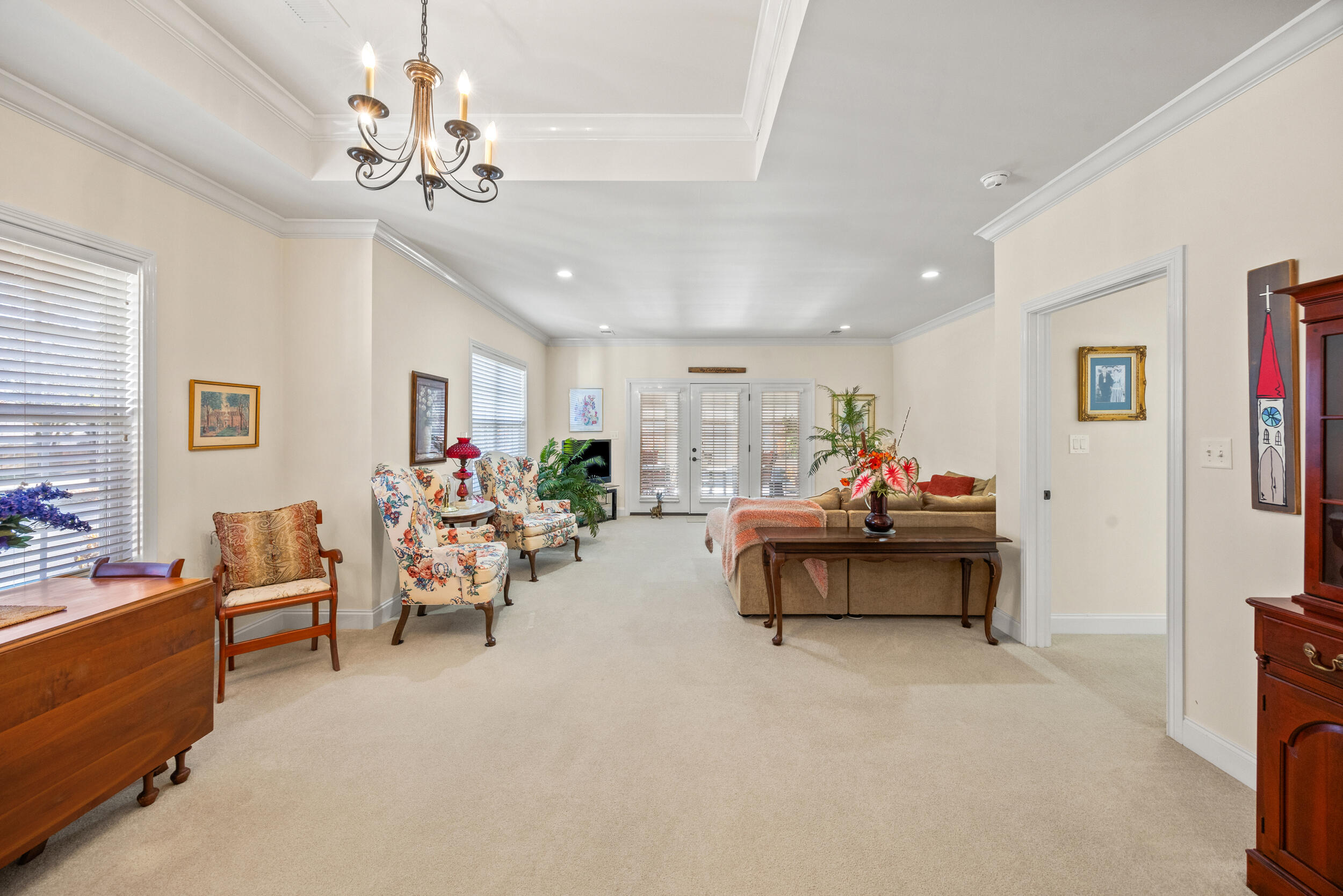 Lexington, Kentucky, 40503, United States, 2 Bedrooms Bedrooms, ,2 BathroomsBathrooms,Residential,For Sale,1995955