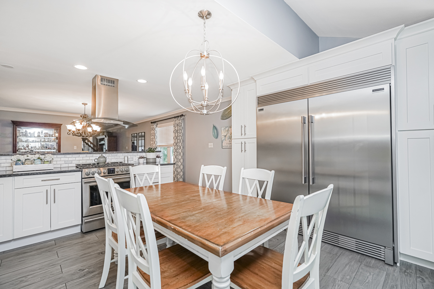 Staten Island, New York, 10309, United States, 3 Bedrooms Bedrooms, ,2 BathroomsBathrooms,Residential,For Sale,1935942