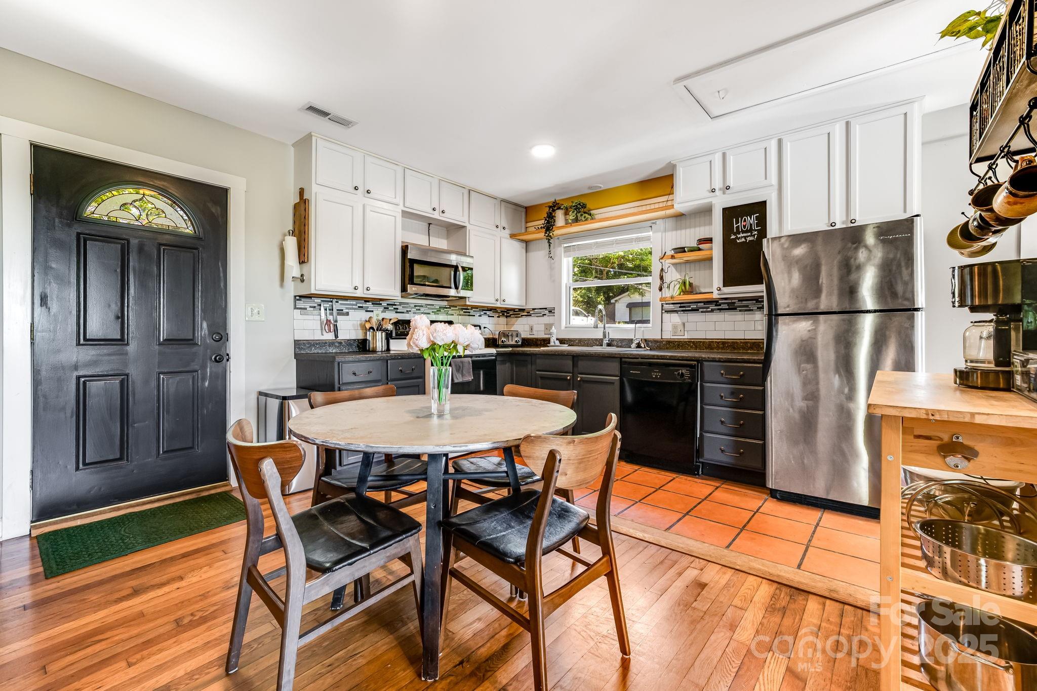 Asheville, North Carolina, 28804, United States, 4 Bedrooms Bedrooms, ,2 BathroomsBathrooms,Residential,For Sale,1977861