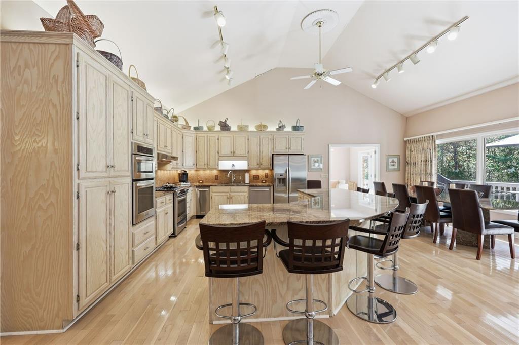 Buford, Georgia, 30518, United States, 4 Bedrooms Bedrooms, ,4 BathroomsBathrooms,Residential,For Sale,1986325