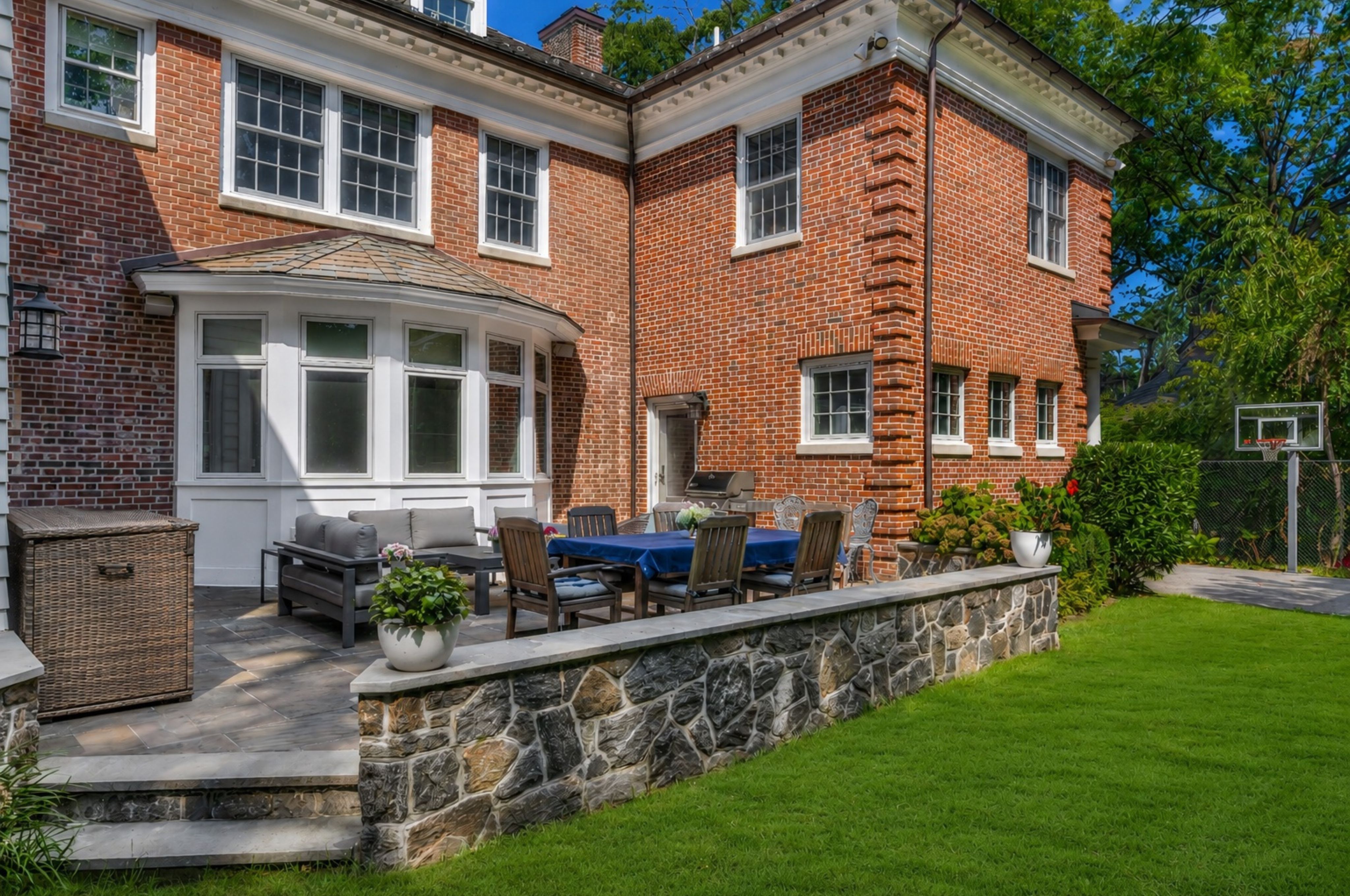  Magnificent Georgian Colonial - 物件實景