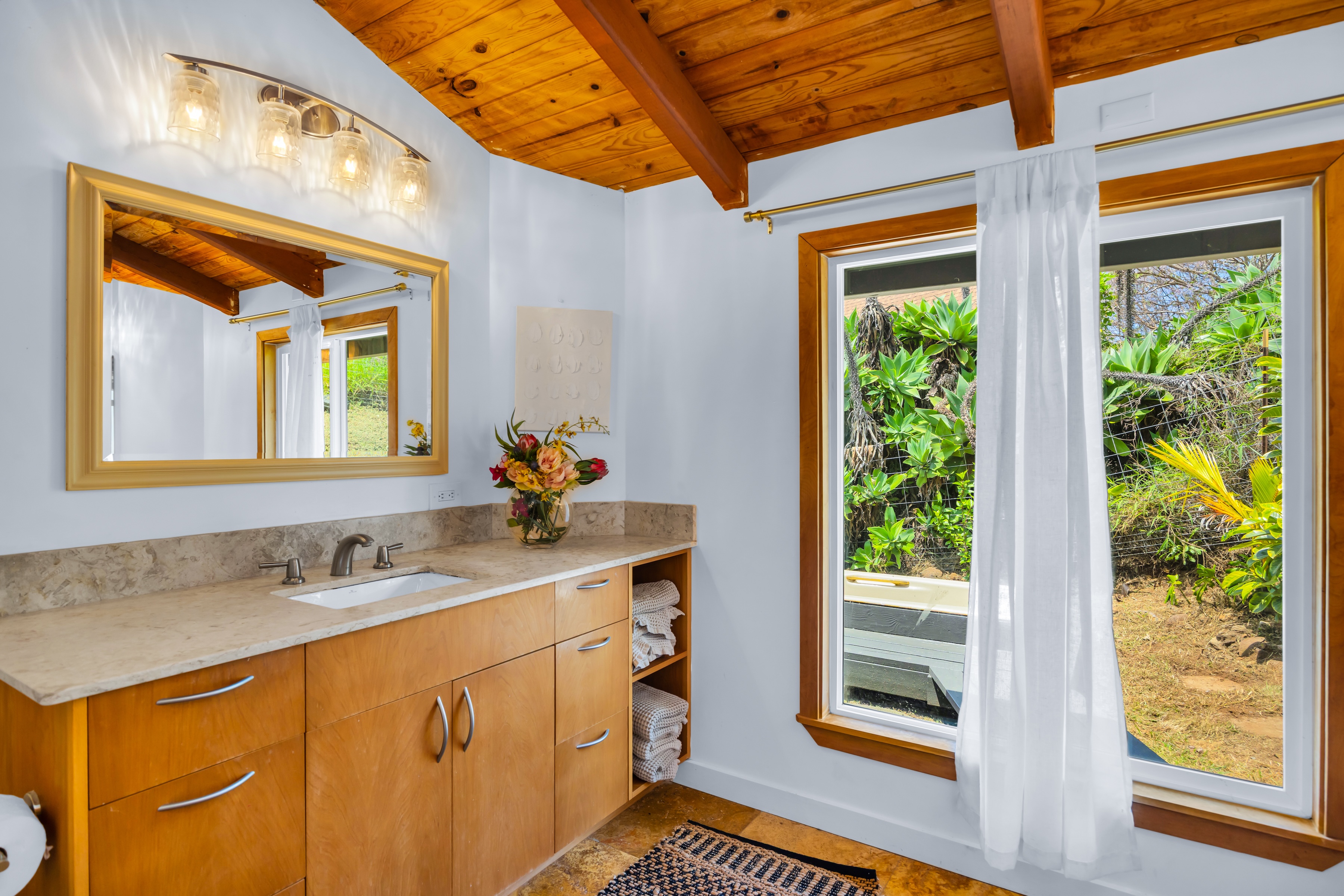  Kula Legacy Property with Bi-Coastal Views, Detached Cottage + CPR Potential - 物件實景